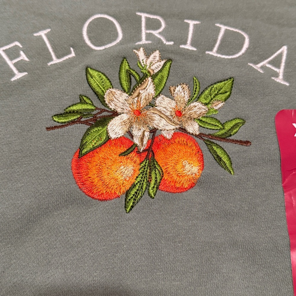 State of Mine Embroidered Florida Flower Sweatshirt XL NWT